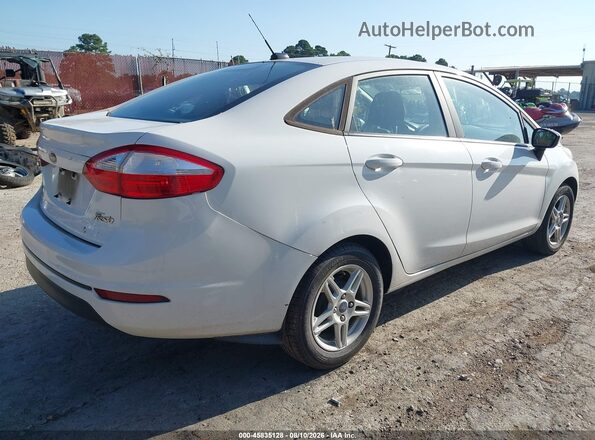 3FADP4BJ4JM109608 2018 FORD FIESTA White Tył prawy