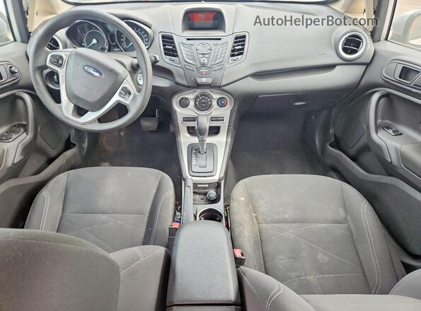 3FADP4BJ5HM134768 2017 FORD FIESTA Silver წინა პანელის ხედი
