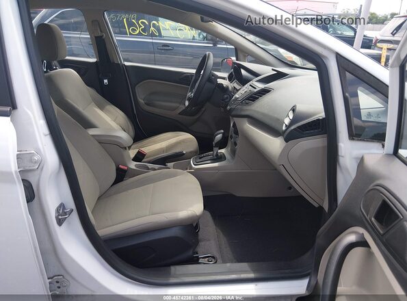 3FADP4BJ5KM130694 2019 FORD FIESTA White Front interior view