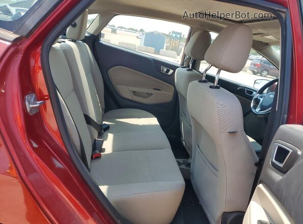 3FADP4BJ6GM203207 2016 FORD FIESTA Burgundy Rear seats view