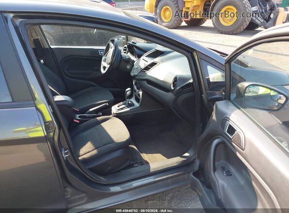3FADP4BJ7GM138139 2016 FORD FIESTA Gray Front interior view