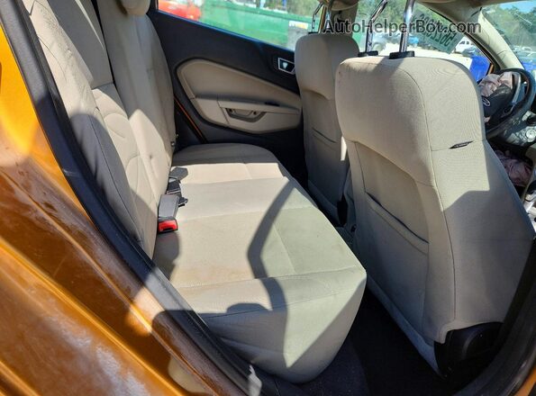 3FADP4BJ7GM173554 2016 FORD FIESTA Orange Rear seats view