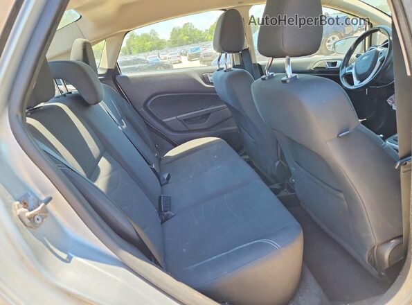 3FADP4BJ7GM184571 2016 FORD FIESTA Silver Vista de los asientos traseros