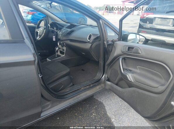 3FADP4BJ7JM129769 2018 FORD FIESTA Black Вид салону спереду