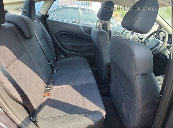 3FADP4BJ7JM142277 2018 FORD FIESTA Серый Вид задних сидений