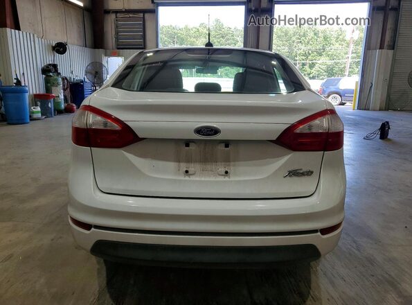 3FADP4BJ8GM206626 2016 FORD FIESTA White უკანა ხედი