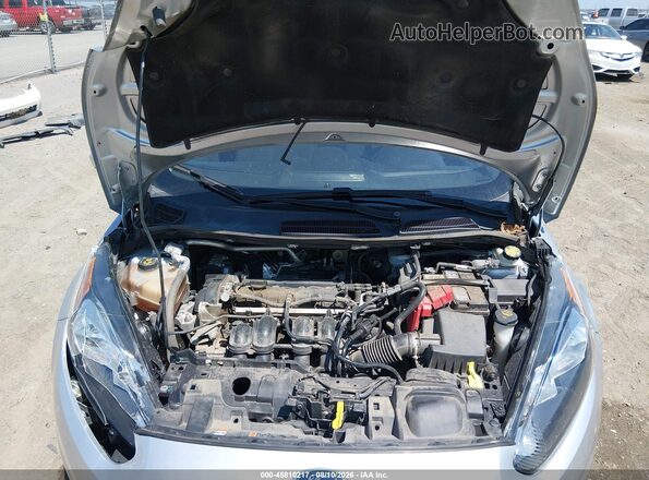 3FADP4BJ8HM139768 2017 FORD FIESTA Silver Вид ззаду