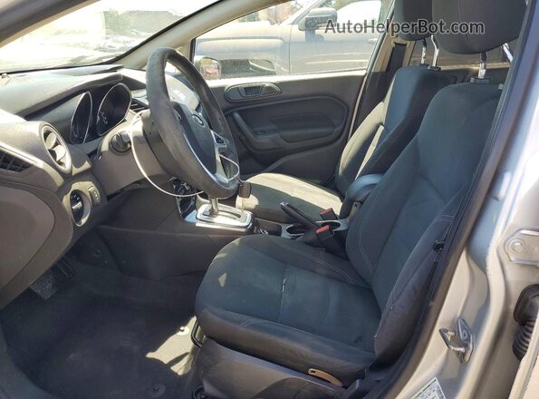 3FADP4BJ8HM143450 2017 FORD FIESTA Silver Սալոնի դիմացի տեսք