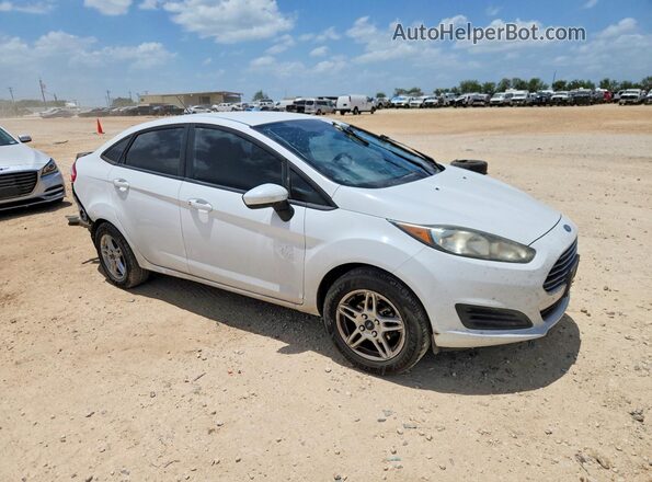 3FADP4BJ8JM130171 2018 FORD FIESTA Белый Передняя правая четверть