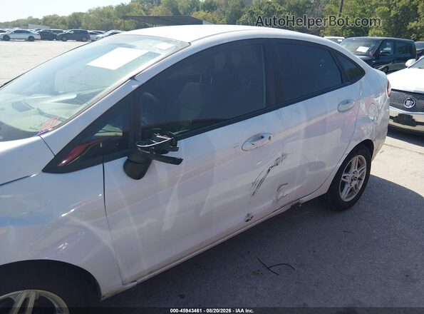 3FADP4BJ8KM141446 2019 FORD FIESTA White Widok z przodu