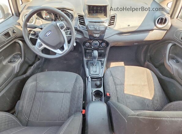 3FADP4BJXHM158063 2017 FORD FIESTA Silver Vista del salpicadero