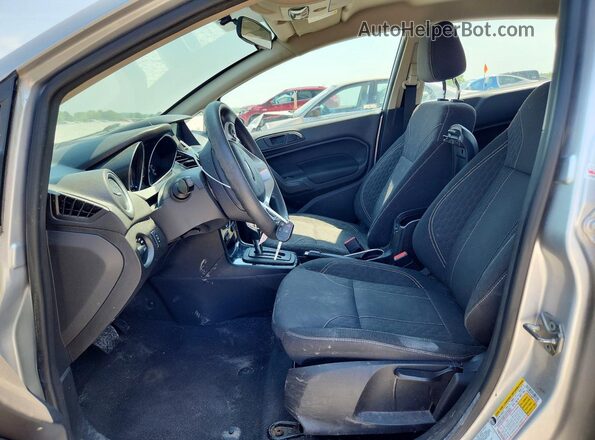 3FADP4BJXHM158063 2017 FORD FIESTA Silver Vista interior delantera