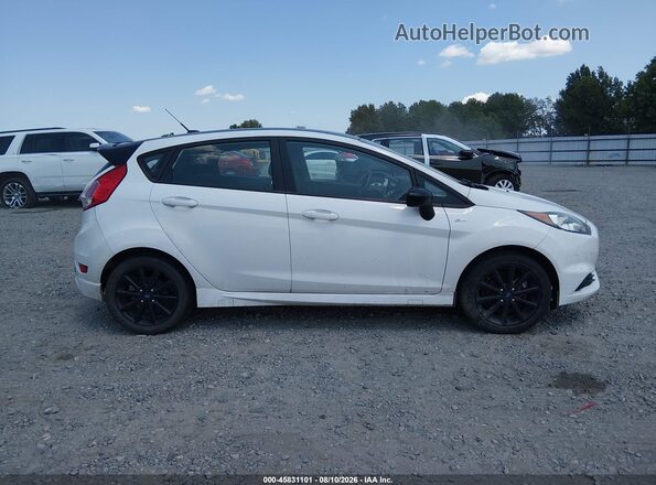 3FADP4DJ2KM158885 2019 FORD FIESTA White Вид задньої частини салону