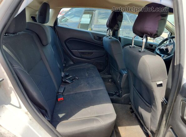 3FADP4EJ0HM119333 2017 FORD FIESTA White Rear seats view