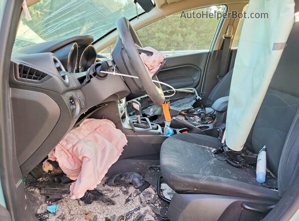 3FADP4EJ0KM147916 2019 FORD FIESTA Бирюзовый Вид салона спереди