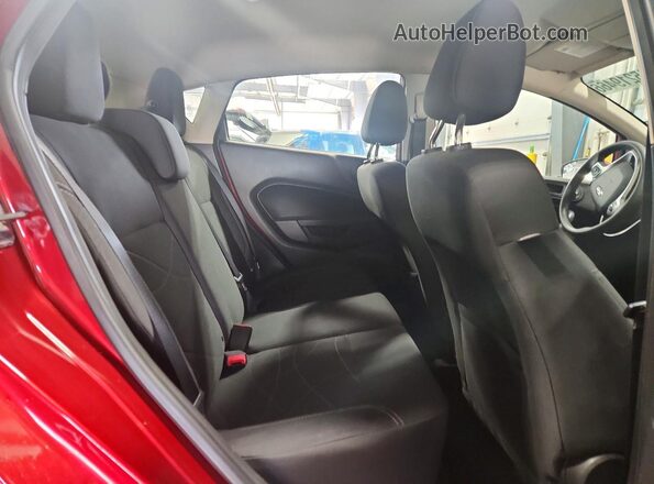 3FADP4EJ1HM105120 2017 FORD FIESTA Красный Вид задних сидений