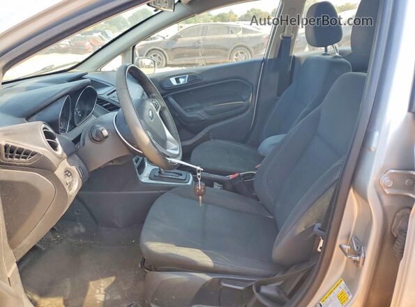 3FADP4EJ3GM128915 2016 FORD FIESTA Silver Вид салону спереду