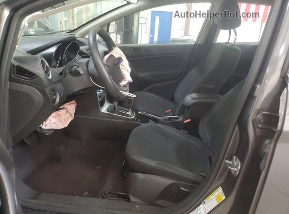 3FADP4EJ3JM104069 2018 FORD FIESTA Gray Vista interior delantera