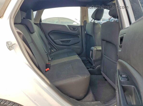 3FADP4EJ3JM146368 2018 FORD FIESTA White უკანა სალონის ხედი