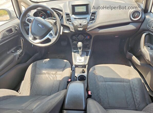 3FADP4EJ3KM124159 2019 FORD FIESTA White Вид панелі приладів