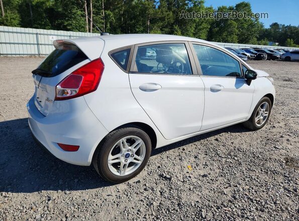 3FADP4EJ4JM108180 2018 FORD FIESTA White Tył prawy