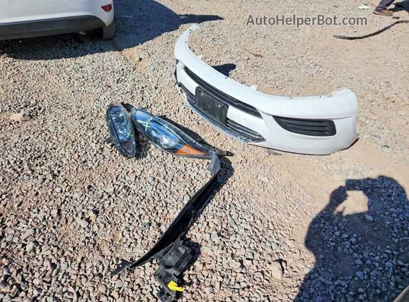 3FADP4EJ4KM122078 2019 FORD FIESTA Белый Вид подкапотного пространства