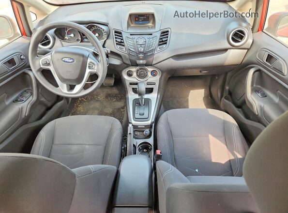 3FADP4EJ5JM136375 2018 FORD FIESTA Red Առջևի վահանակի տեսք
