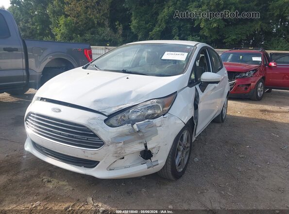 3FADP4EJ5KM130965 2019 FORD FIESTA White წინა მარცხენა ხედი სამი მეოთხედიდან