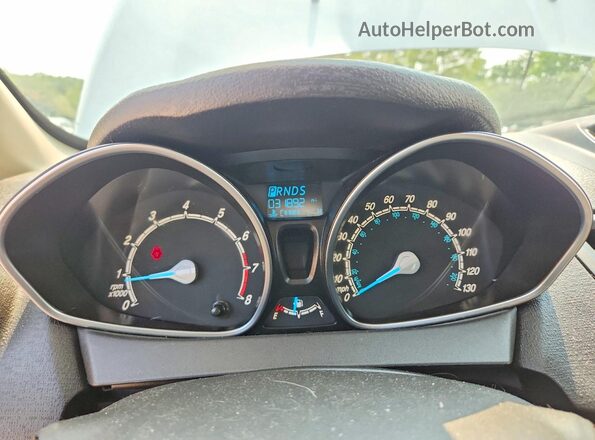 3FADP4EJ6HM114766 2017 FORD FIESTA Silver Widok zestawu wskaźników