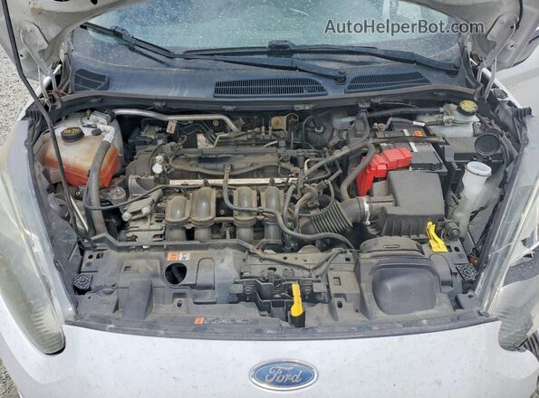 3FADP4EJ6JM133520 2018 FORD FIESTA Белый Вид задней части салона