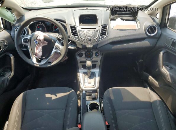 3FADP4EJ7JM103507 2018 FORD FIESTA Black Vista del salpicadero