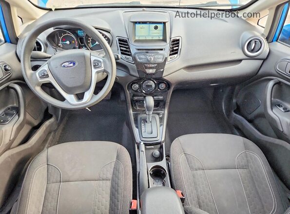 3FADP4EJ9HM128273 2017 FORD FIESTA Blue Вид панелі приладів