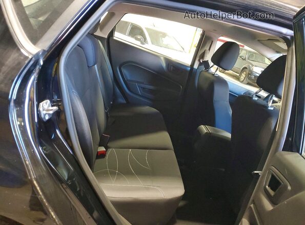 3FADP4EJ9HM149527 2017 FORD FIESTA Black Widok tylnych siedzeń