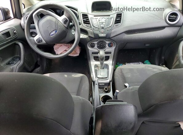 3FADP4EJXKM157062 2019 FORD FIESTA Черный Вид панели приборов