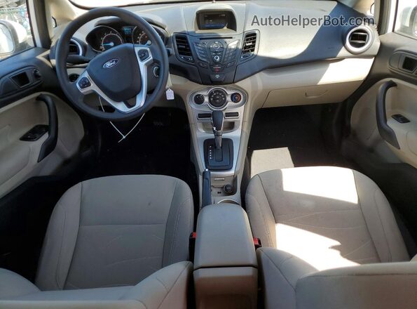 3FADP4EJXKM158177 2019 FORD FIESTA White Вид панелі приладів