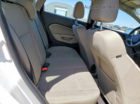 3FADP4EJXKM158177 2019 FORD FIESTA White Вид задніх сидінь