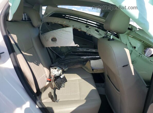 3FADP4FJ9HM139210 2017 FORD FIESTA Белый Вид задних сидений