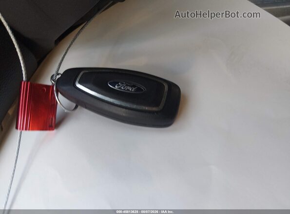 3FADP4GXXKM152736 2019 FORD FIESTA White Vista del salpicadero