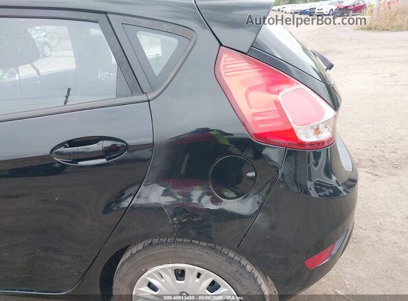 3FADP4TJ6GM139507 2016 FORD FIESTA Черный Вид спереди