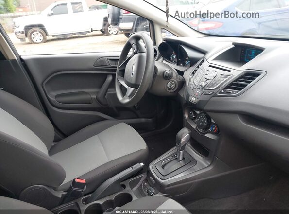 3FADP4TJ6GM139507 2016 FORD FIESTA Черный Вид салона спереди