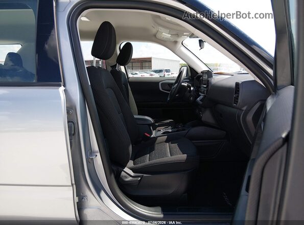 3FMCR9A63PRD55082 2023 FORD BRONCO SPORT Серебряный Вид салона спереди