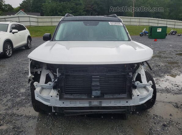 3FMCR9B61PRD44418 2023 FORD BRONCO Белый Вид спереди