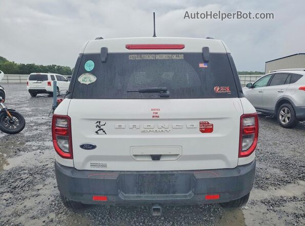 3FMCR9B61PRD44418 2023 FORD BRONCO Белый Вид сзади