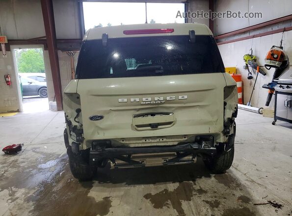 3FMCR9B63RRE56348 2024 FORD BRONCO Beige Հետևի տեսք