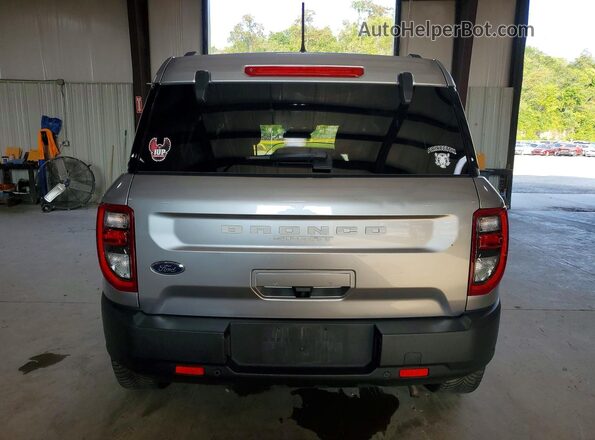 3FMCR9B67PRD64950 2023 FORD BRONCO Silver Вид ззаду