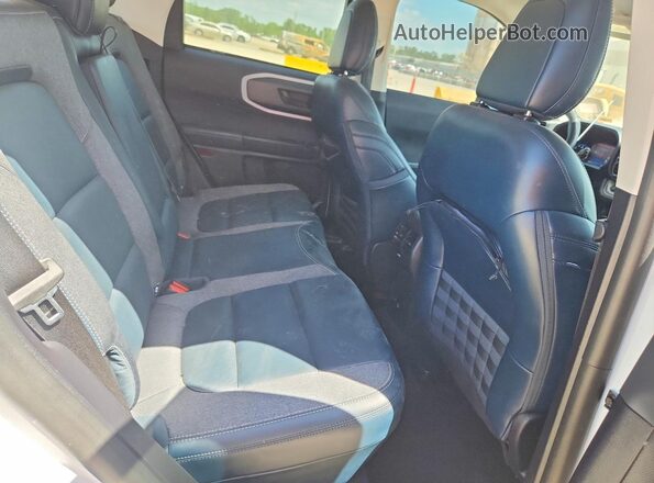 3FMCR9C63PRD84014 2023 FORD BRONCO Белый Вид задней части салона