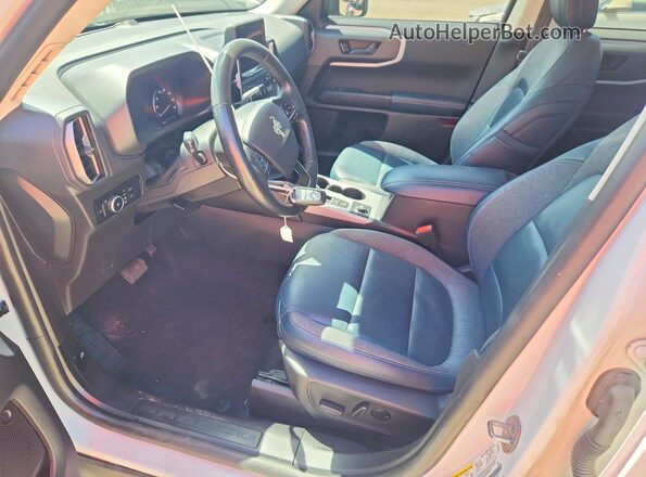 3FMCR9C63PRD84014 2023 FORD BRONCO Белый Вид салона спереди