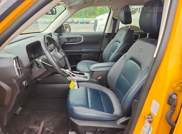 3FMCR9C69PRD29552 2023 FORD BRONCO Yellow Vista interior delantera