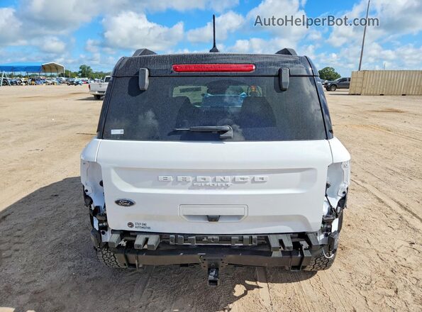 3FMCR9D91PRE14975 2023 FORD BRONCO Белый Вид сзади