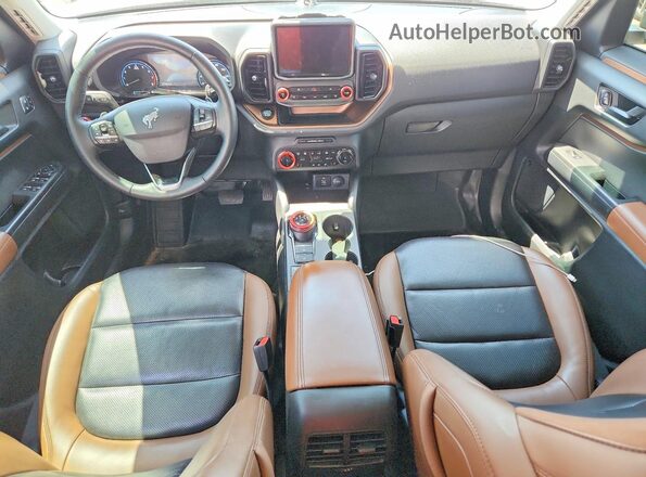 3FMCR9D92PRD08907 2023 FORD BRONCO Blue Vista del salpicadero